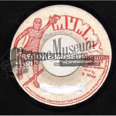 Dennis Brown - Here I Come - Sonic Sounds Oldies 7"