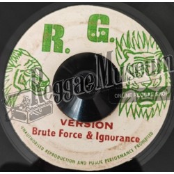 Gregory Isaacs - I Need Your Love - Harry J 7"