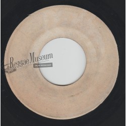 Carlton Livingston - What In Battle Is Sweeter Than Victory - Thrillseekers 7"