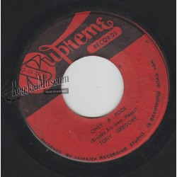 Charlie Chaplin - Come Back Charlie - Winner 7"